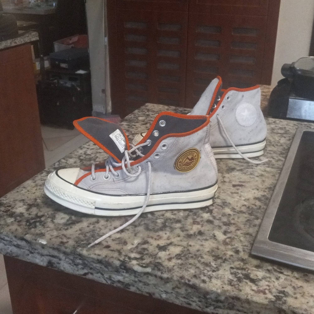 Converse